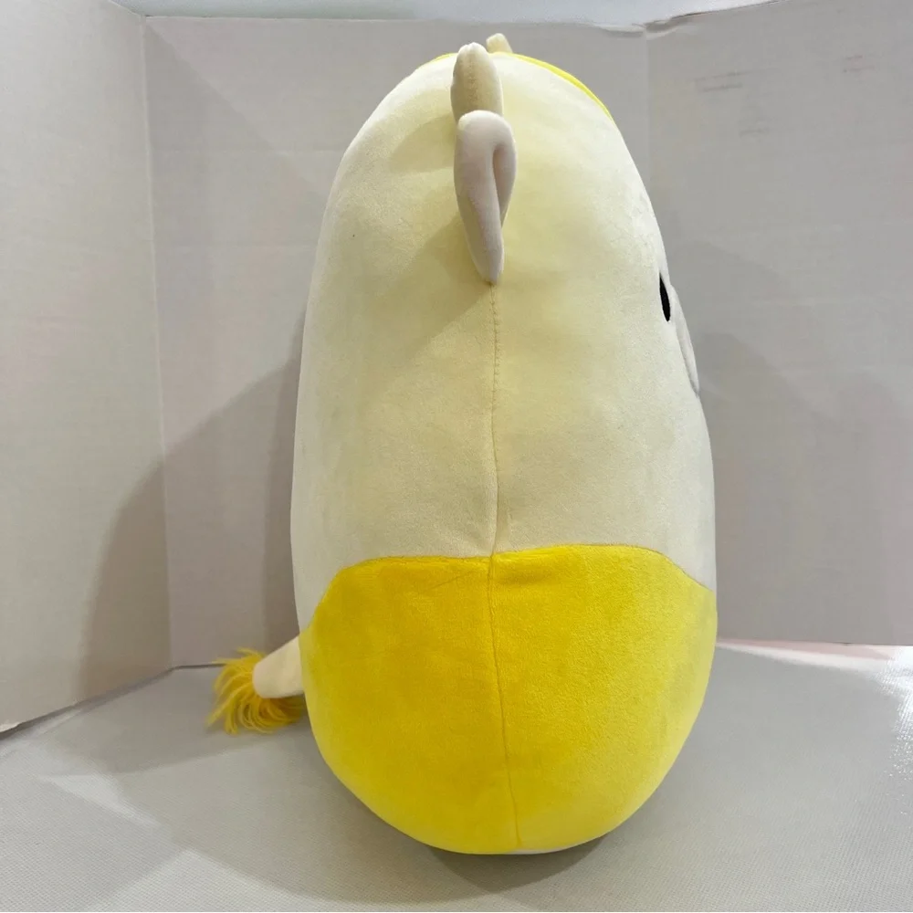 Squishmallows Dagmar The lemon Cow Size 12.5" Yellow Plush  Soft - Picture 3 of 14